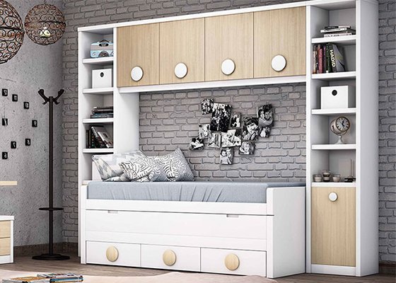 cama compacta blanca y roble